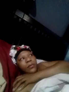 Snapshot of juicylips58 chatting on November 20, 4:01 am juicylips58 online show from November 20, 4:01 am