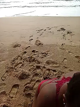 Snapshot of sexyspicy1804 chatting on November 28, 4:59 am sexyspicy1804 online show from November 28, 4:59 am