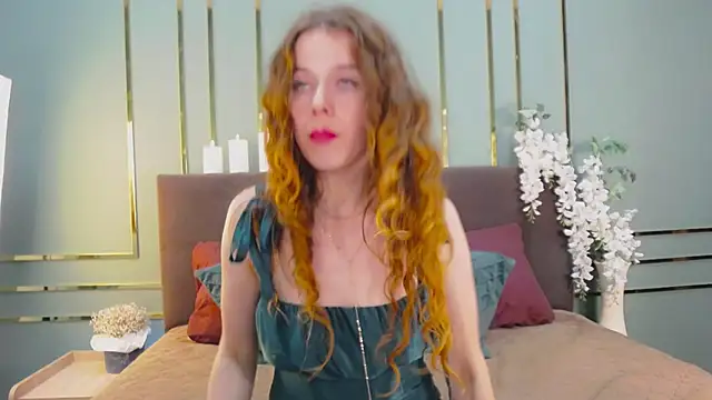 LoraWarner online show from November 16, 6:35 pm