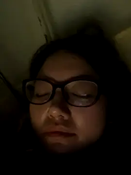 Snapshot of 99EE-yy chatting on November 16, 4:56 pm 99EE-yy online show from November 16, 4:56 pm