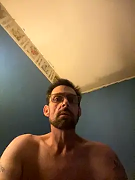 biggdaddyandqueenn online show from November 17, 12:33 pm