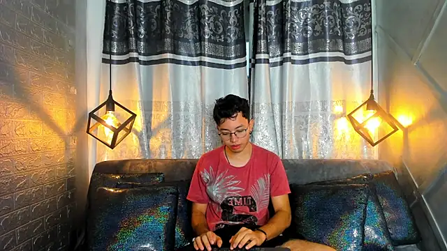 alexy re online show from December 5, 11:08 am