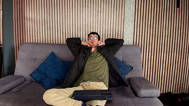 ZyroNight online show from November 28, 1:47 pm