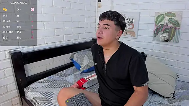 Sweet Dust online show from November 20, 7:13 pm