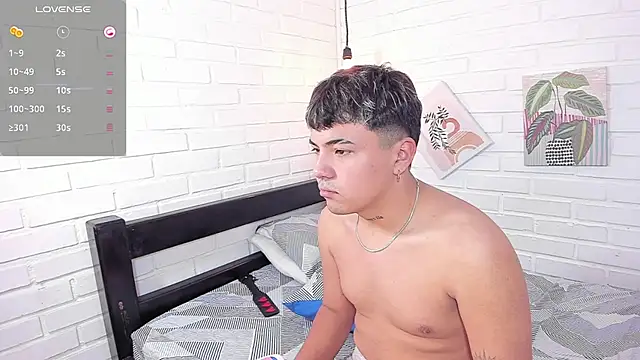 Sweet Dust online show from November 21, 12:15 pm