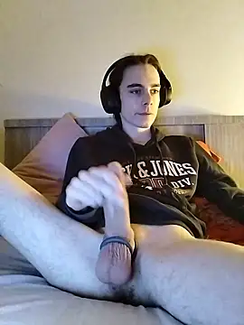 Volkenlieds online show from November 16, 6:13 pm