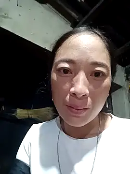 oanh-oanhbay online show from November 5, 11:10 am