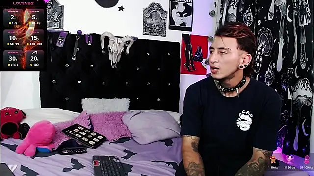 Ink Deemons online show from November 12, 5:19 am