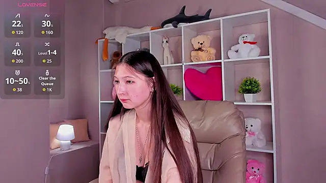 Ella Burns online show from November 11, 9:42 am