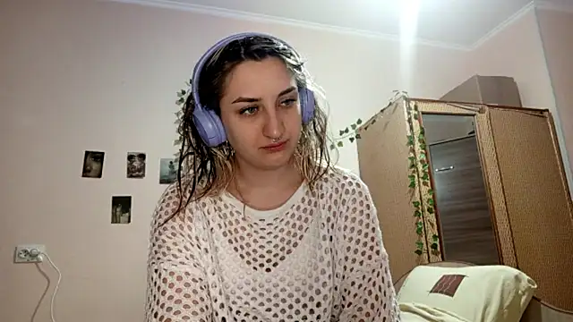 Anabree online show from November 19, 3:06 am