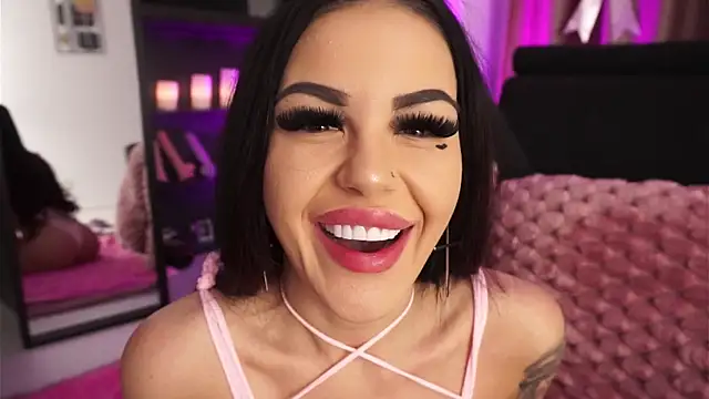 NaomyBlackBarbie online show from November 16, 5:35 am