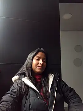 emy lux online show from November 27, 2:30 pm