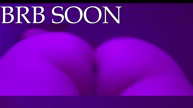 Snapshot of aurifox chatting on December 15, 7:18 pm aurifox online show from December 15, 7:18 pm