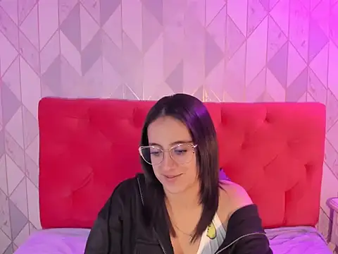 IsabellaRousset online show from December 2, 5:24 am