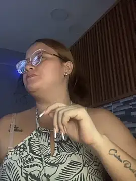 Snapshot of _sophia_sweet20 chatting on November 22, 10:53 pm sophia sweet20 online show from November 22, 10:53 pm