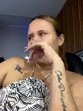 Snapshot of _sophia_sweet20 chatting on November 29, 4:48 am sophia sweet20 online show from November 29, 4:48 am