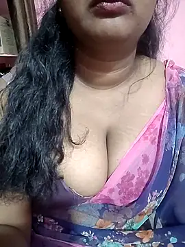 Keerthee  online show from November 12, 6:30 pm