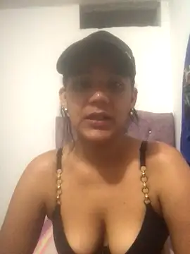 SofiaVergara2 online show from November 8, 2:56 am