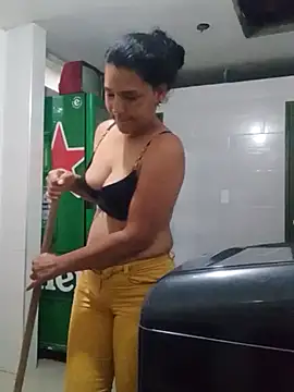 SofiaVergara2 online show from November 25, 7:03 pm