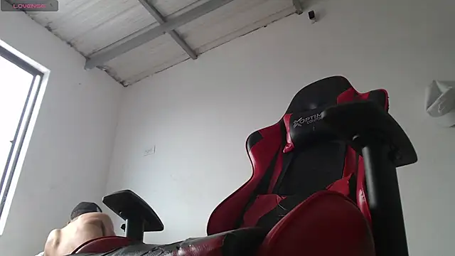 thebesthot online show from November 16, 4:45 pm