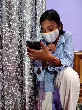 Snapshot of Student12th chatting on November 13, 4:50 pm Student12th online show from November 13, 4:50 pm