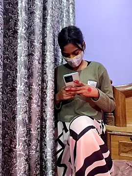 Snapshot of Student12th chatting on November 22, 3:44 pm Student12th online show from November 22, 3:44 pm