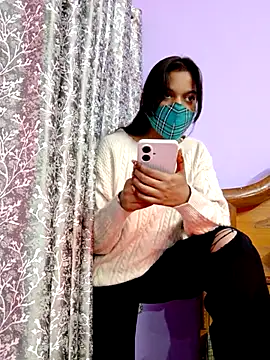 Snapshot of Student12th chatting on November 27, 4:20 pm Student12th online show from November 27, 4:20 pm