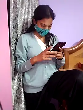 Snapshot of Student12th chatting on December 2, 5:30 pm Student12th online show from December 2, 5:30 pm