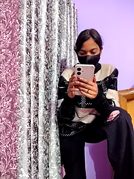 Snapshot of Student12th chatting on December 18, 4:02 pm Student12th online show from December 18, 4:02 pm