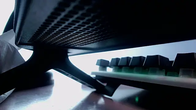 eden vice t online show from November 6, 7:59 pm