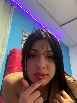 Chiquinquira3 online show from November 14, 3:16 am