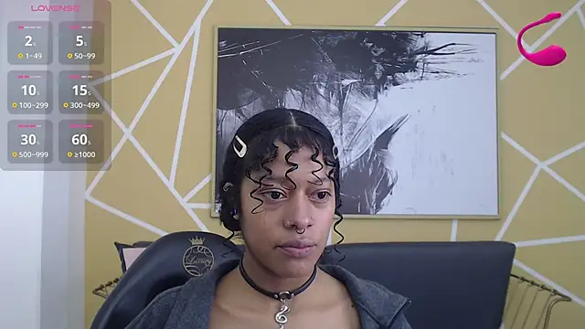 Agatha Amaya online show from November 23, 1:11 pm