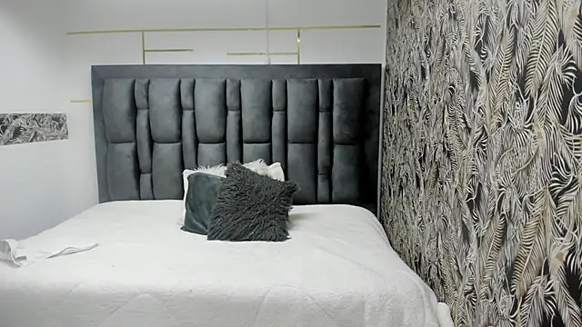 Nina  Sky online show from November 12, 12:05 pm