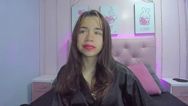 Hot Barbie Poku2 online show from November 12, 3:45 pm