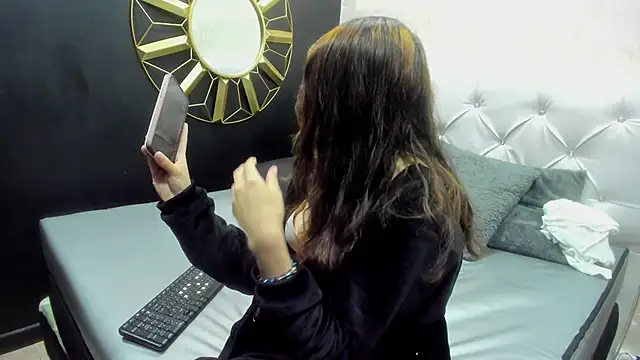 Hot Barbie Poku2 online show from November 25, 3:12 pm