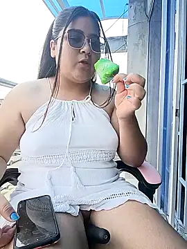  mari lunna  online show from November 25, 6:19 pm