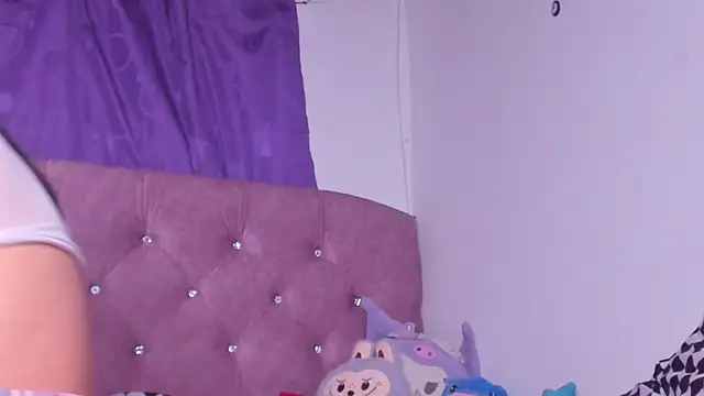 amy  a online show from November 13, 5:39 am