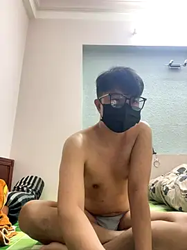 SlaveOki online show from November 12, 1:33 pm