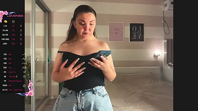 Snapshot of liliaMaivis chatting on November 20, 6:07 pm liliaMaivis online show from November 20, 6:07 pm