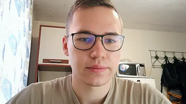 Yminoske online show from November 15, 8:00 am