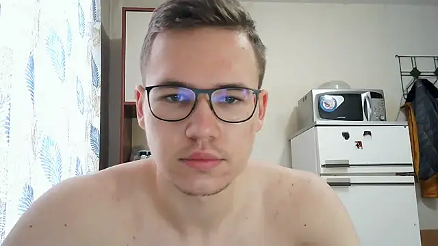 Yminoske online show from November 26, 4:57 am