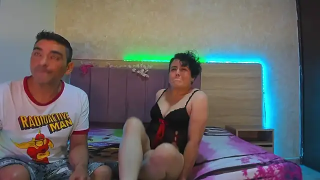 avictoriacruzcm online show from November 26, 3:51 am