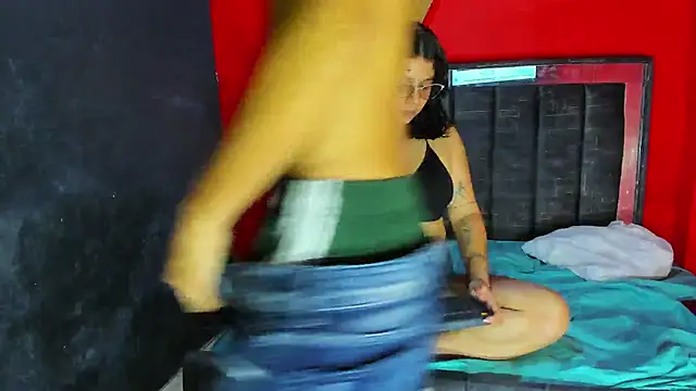 lilith santiago sex online show from December 4, 1:04 am