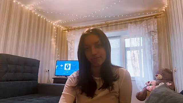 CarliBatas online show from November 9, 12:36 pm