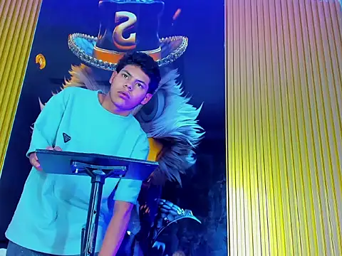 Tommy bigcock19 online show from November 19, 12:16 pm