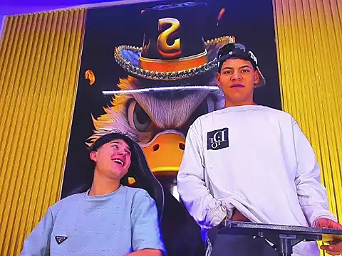 Tommy bigcock19 online show from November 24, 12:16 pm