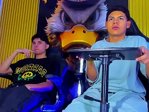 Tommy bigcock19 online show from November 25, 12:16 pm