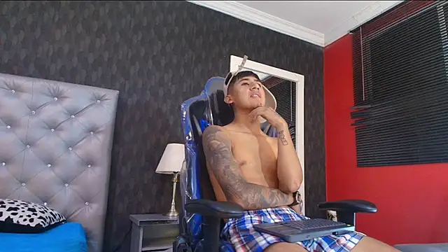 Snapshot of Vinackk chatting on November 20, 3:39 am Vinackk online show from November 20, 3:39 am