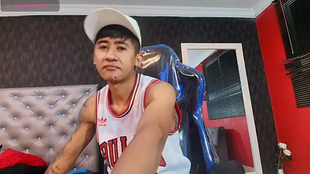 Snapshot of Vinackk chatting on November 23, 2:55 am Vinackk online show from November 23, 2:55 am