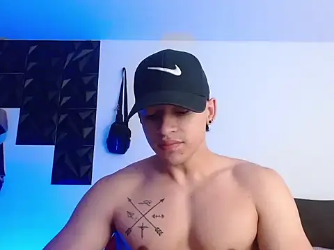 Snapshot of adam_keith chatting on November 10, 2:16 pm adam keith online show from November 10, 2:16 pm